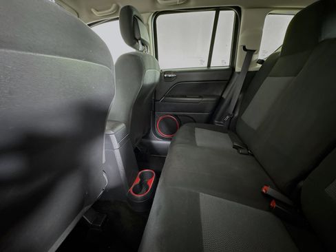 Used 2016 Jeep Compass Sport w/ Power Value Group image 23