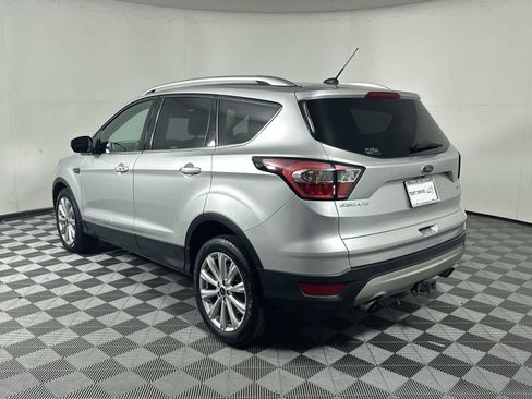 Used 2017 Ford Escape Titanium FWD image 5
