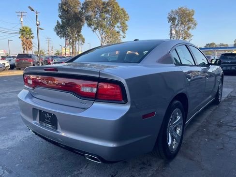 Used 2014 Dodge Charger R/T RWD image 5