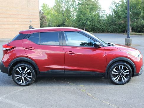 Used 2020 Nissan Kicks SV FWD image 5