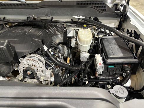 Used 2017 Chevrolet Silverado 2500 W/T w/ Snow Plow Prep Package AWD/4WD image 25