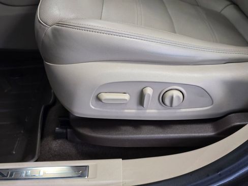 Used 2019 GMC Acadia Denali w/ Technology Package image 25