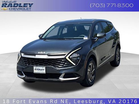 Used 2023 Kia Sportage LX AWD/4WD image 1