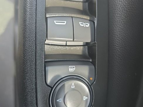Used 2024 Chevrolet Equinox LT AWD/4WD image 21