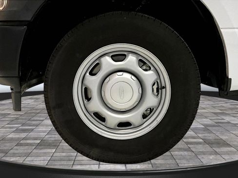 Used 2018 Ford F150 XL w/ Equipment Group 101A Mid image 33