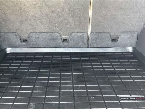 Used 2017 Ford Escape Titanium w/ Equipment Group 301A FWD image 24