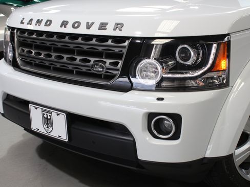 Used 2016 Land Rover LR4 HSE AWD/4WD image 5