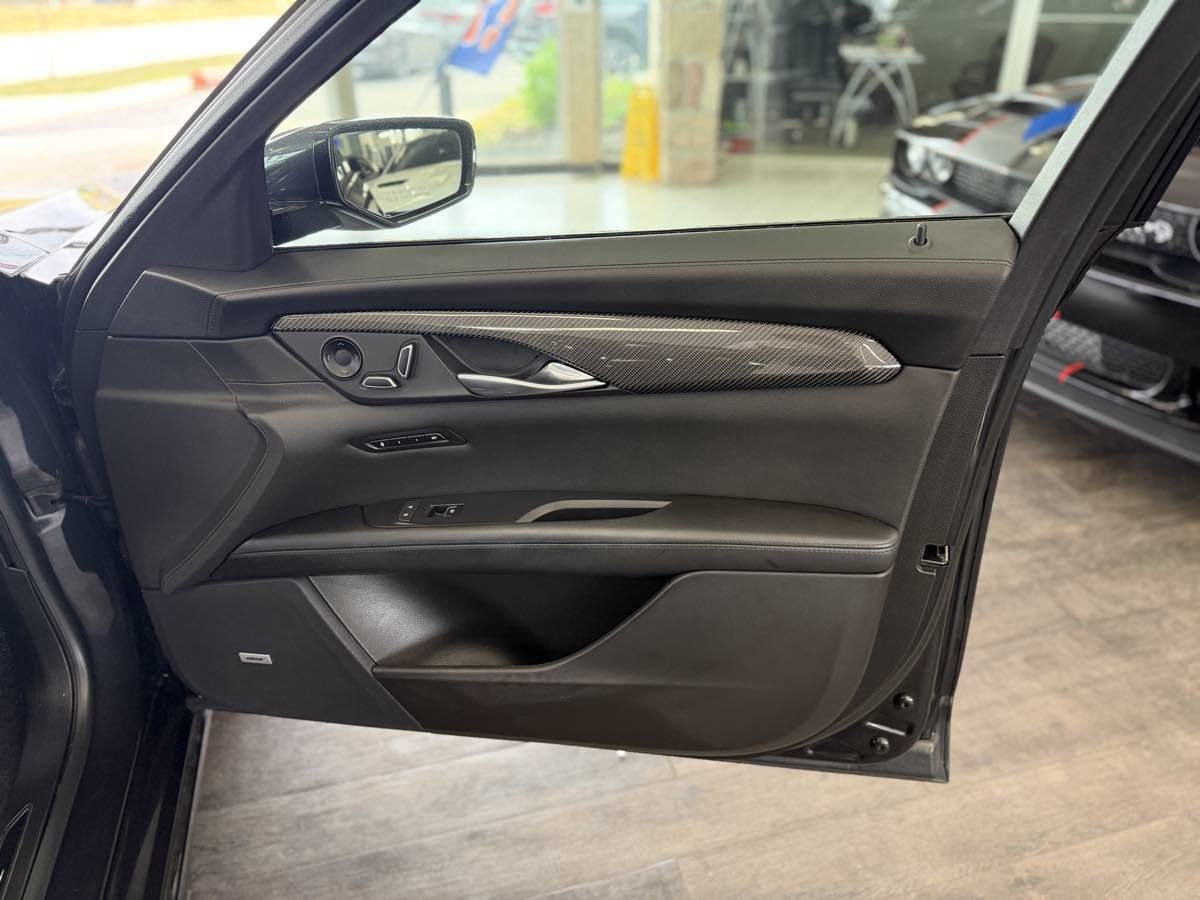 Used 2019 Cadillac CT6 V w/ Driver Assist Package AWD/4WD image 37