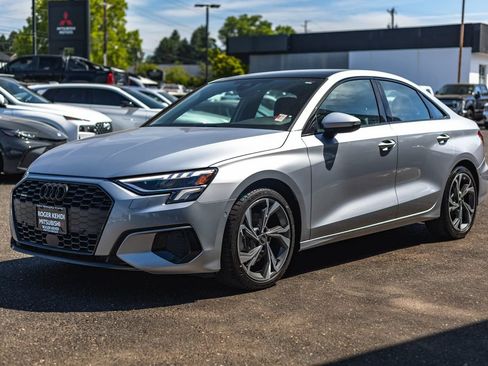 Used 2022 Audi A3 2.0T Premium Plus AWD/4WD image 4
