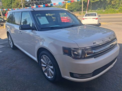 Used 2013 Ford Flex SEL FWD image 4