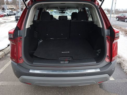 Certified 2023 Nissan Rogue SV image 27