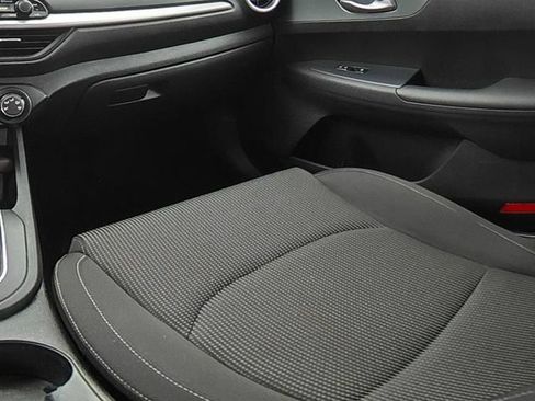 Used 2020 Kia Forte Sedan FWD image 26