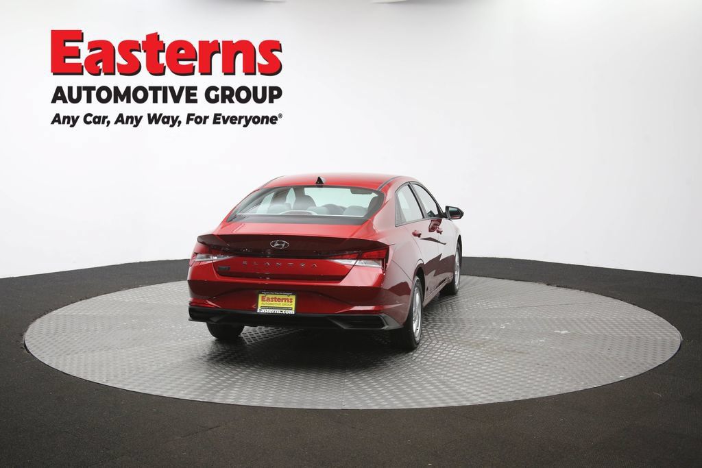 Used 2023 Hyundai Elantra SE w/ Cargo Package FWD image 40