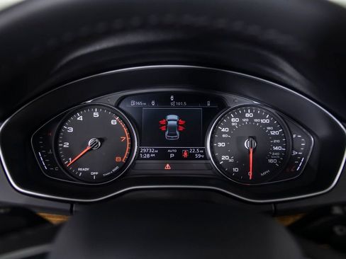 Used 2023 Audi Q5 2.0T Premium image 31