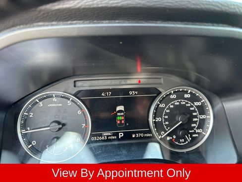 Used 2025 Mitsubishi Outlander SE AWD/4WD image 2