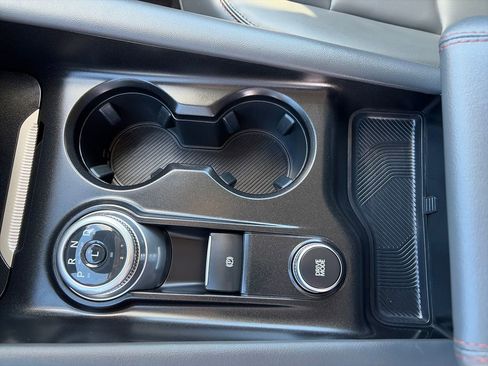 Used 2025 Ford Explorer Active w/ Active Comfort Package image 24