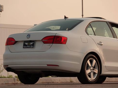 Used 2014 Volkswagen Jetta TDI FWD image 29