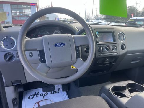 Used 2005 Ford F150 XLT image 13