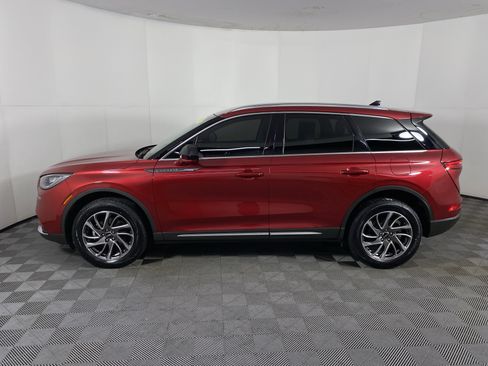 Used 2020 Lincoln Corsair Standard w/ Equipment Group 101A image 10