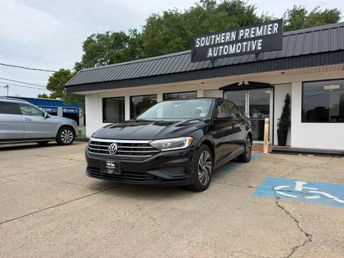 Used 2020 Volkswagen Jetta SEL FWD image 1