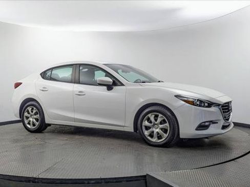 Used 2017 MAZDA MAZDA3 Sport FWD image 11