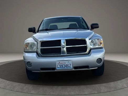 Used 2006 Dodge Dakota SLT w/ Trailer Tow Group AWD/4WD image 5