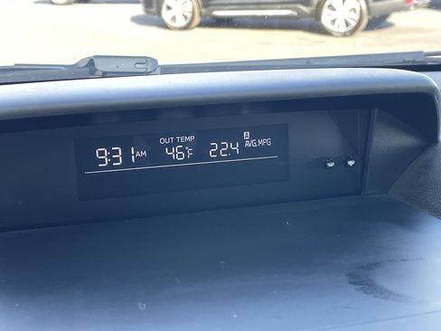 Used 2022 Subaru Crosstrek 2.0i Premium w/ Moonroof Package image 31