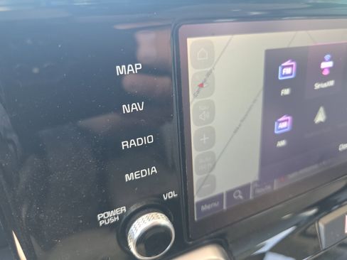 Certified 2023 Kia Sorento EX w/ Panoramic Sunroof Package FWD image 15