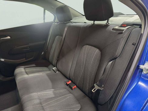 Used 2018 Chevrolet Sonic LT w/ Convenience Package FWD image 37