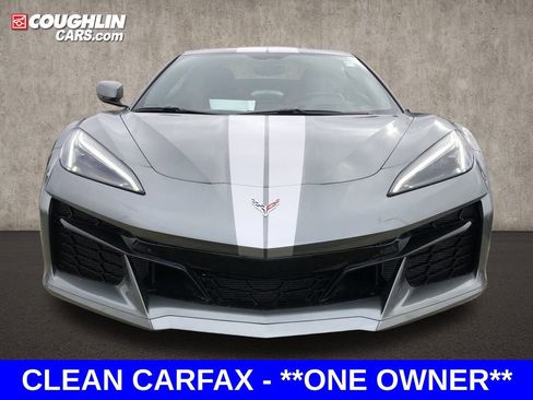 Used 2023 Chevrolet Corvette Z06 w/ Chrome Exterior Badge Package image 2