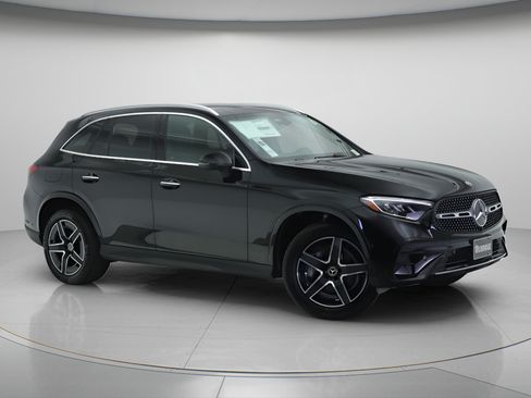 New 2026 Mercedes-Benz GLC 300 image 13
