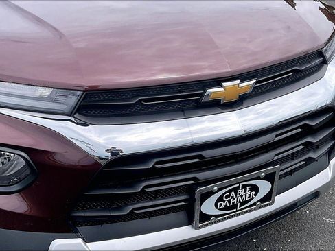 Used 2023 Chevrolet TrailBlazer LT w/ Convenience Package FWD image 32