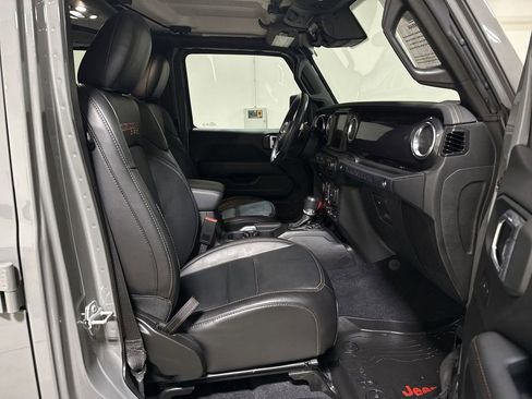 Used 2022 Jeep Wrangler Unlimited Rubicon w/ Xtreme Recon 35" Tire Package image 21