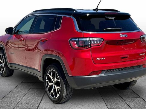 Used 2025 Jeep Compass Limited AWD/4WD image 10