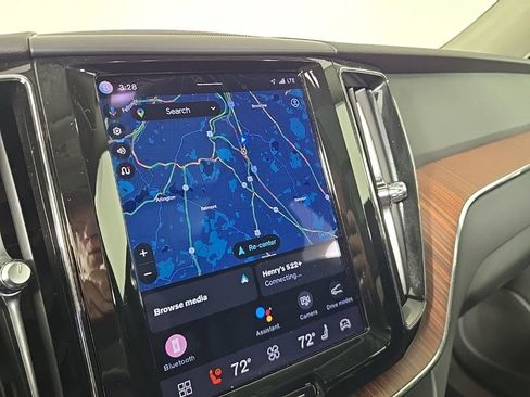 Certified 2023 Volvo XC60 B5 Plus w/ Climate Package image 26