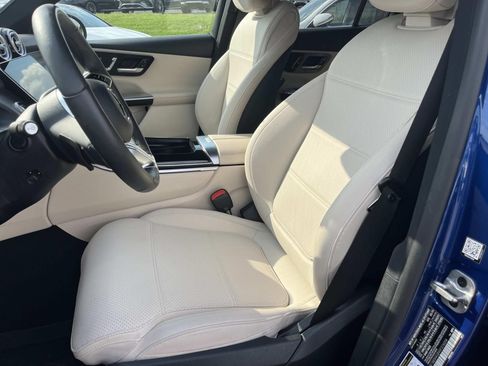 Certified 2025 Mercedes-Benz GLC 300 image 26