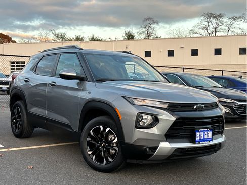 Certified 2023 Chevrolet TrailBlazer LT w/ LPO, Blackout Package image 36
