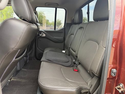 Used 2016 Nissan Frontier PRO-4X w/ Pro-4x Luxury Package AWD/4WD image 9