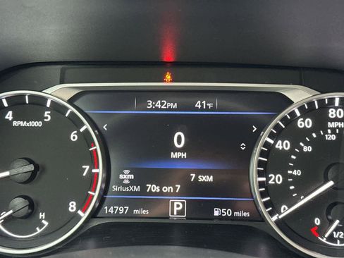 Used 2022 Nissan Sentra SV image 29