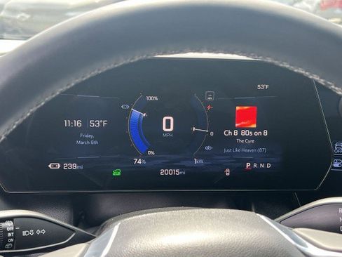 Used 2025 Chevrolet Equinox EV LT w/ Convenience Package image 12