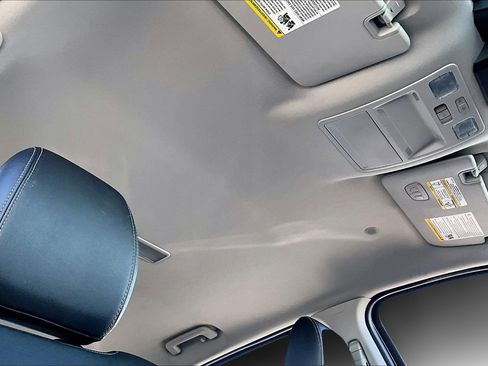 Used 2024 Ford Ranger Lariat w/ FX4 Off-Road Package image 28