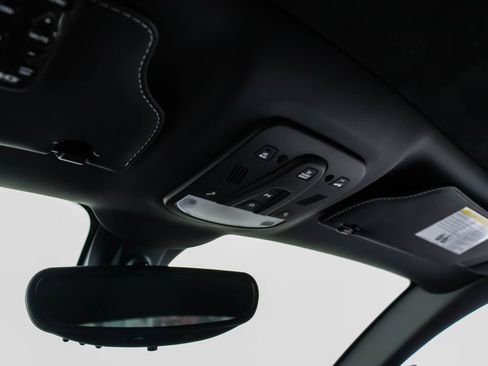 Used 2014 Ferrari F12 Berlinetta RWD image 41