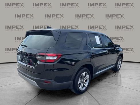 Used 2025 Honda Pilot EX-L image 5