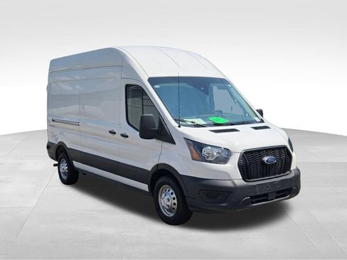 Used 2025 Ford Transit 250 148 High Roof AWD image 14