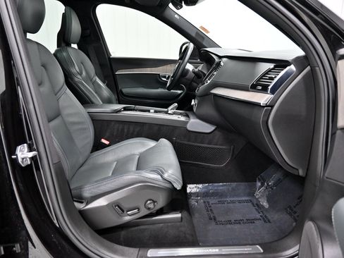 Used 2021 Volvo XC90 T8 Inscription w/ Advanced Package AWD/4WD image 27