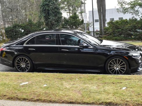 Used 2021 Mercedes-Benz S 580 4MATIC w/ AMG Line image 10