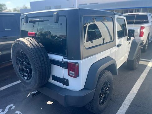 Used 2018 Jeep Wrangler Sport image 4
