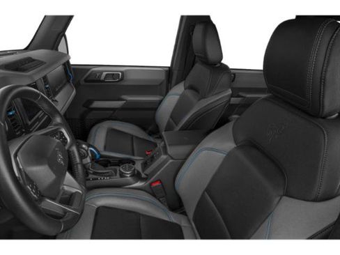 Used 2022 Ford Bronco Black Diamond w/ Sasquatch Package AWD/4WD image 9