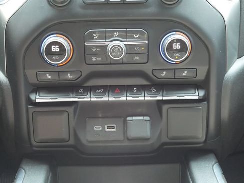 Used 2021 Chevrolet Silverado 1500 LT Trail Boss AWD/4WD image 22