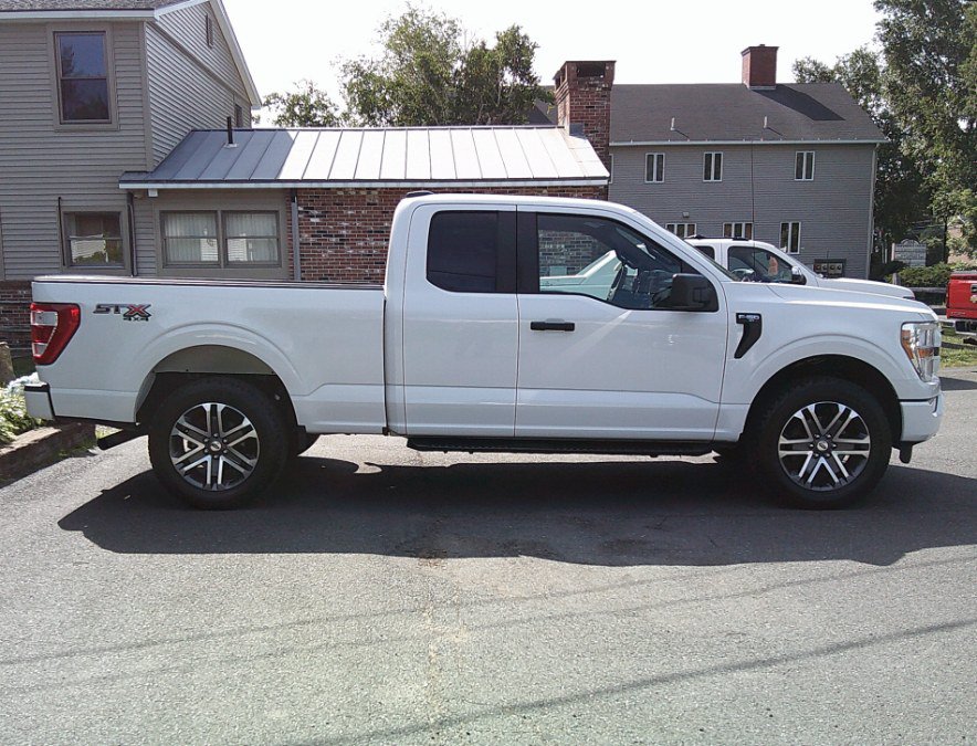 Used 2021 Ford F150 XL w/ Equipment Group 101A High AWD/4WD image 3